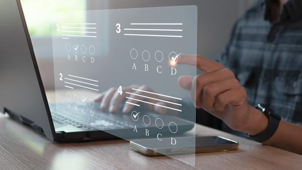 Online különbözeti független biztosításközvetítői vizsga